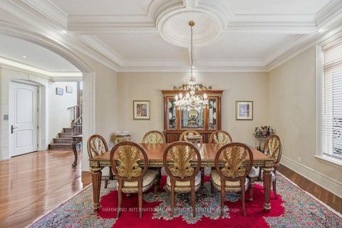 Photo 6 at 776 Woodland Acres Crescent, Rural Vaughan, Vaughan