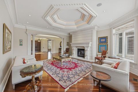 Photo 9 at 776 Woodland Acres Crescent, Rural Vaughan, Vaughan