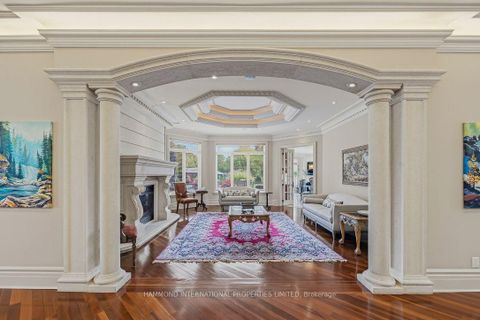 Photo 10 at 776 Woodland Acres Crescent, Rural Vaughan, Vaughan