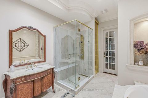 Photo 21 at 776 Woodland Acres Crescent, Rural Vaughan, Vaughan