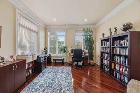 Photo 23 at 776 Woodland Acres Crescent, Rural Vaughan, Vaughan