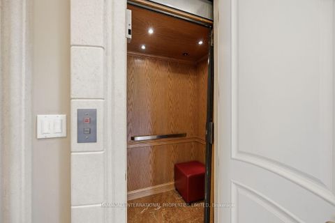Photo 24 at 776 Woodland Acres Crescent, Rural Vaughan, Vaughan