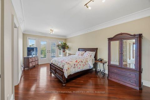 Photo 27 at 776 Woodland Acres Crescent, Rural Vaughan, Vaughan
