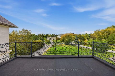 Photo 28 at 776 Woodland Acres Crescent, Rural Vaughan, Vaughan