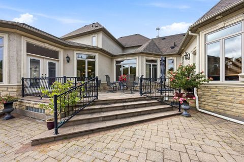Photo 37 at 776 Woodland Acres Crescent, Rural Vaughan, Vaughan
