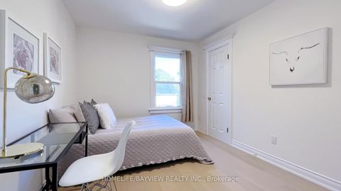 Photo 15 at 82 Centre Street E, Crosby, Richmond Hill