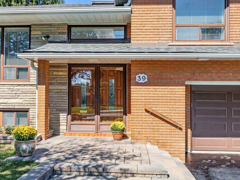 Photo 1 at 39 Buxton Road, CFB, Toronto