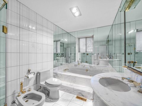 Photo 17 at 39 Buxton Road, CFB, Toronto