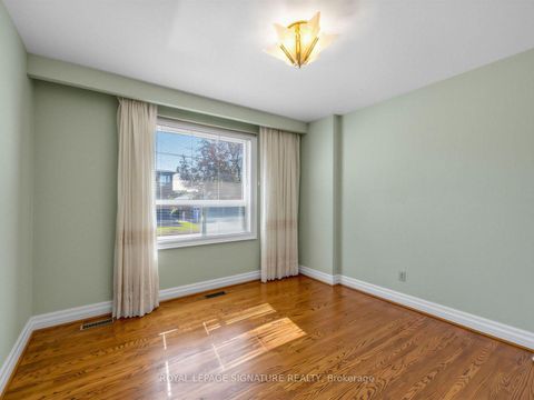Photo 22 at 39 Buxton Road, CFB, Toronto