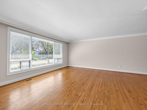 Photo 24 at 39 Buxton Road, CFB, Toronto