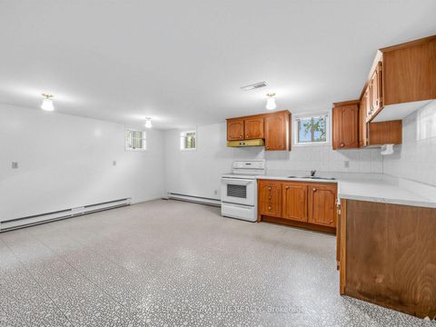 Photo 32 at 39 Buxton Road, CFB, Toronto