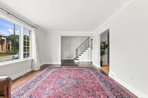 Photo 13 at 11 Urbandale Avenue, Newtonbrook East, Toronto