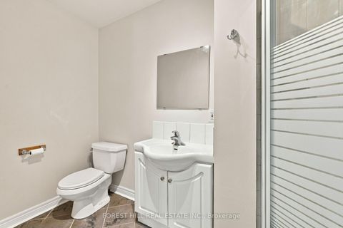 Photo 20 at 11 Urbandale Avenue, Newtonbrook East, Toronto