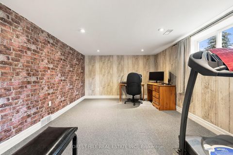 Photo 22 at 11 Urbandale Avenue, Newtonbrook East, Toronto