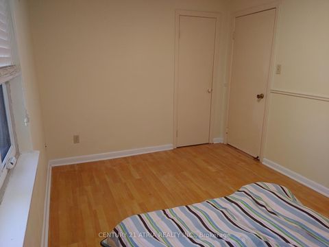 Photo 12 at 36 Chesapeake Avenue, Birchmount, Toronto