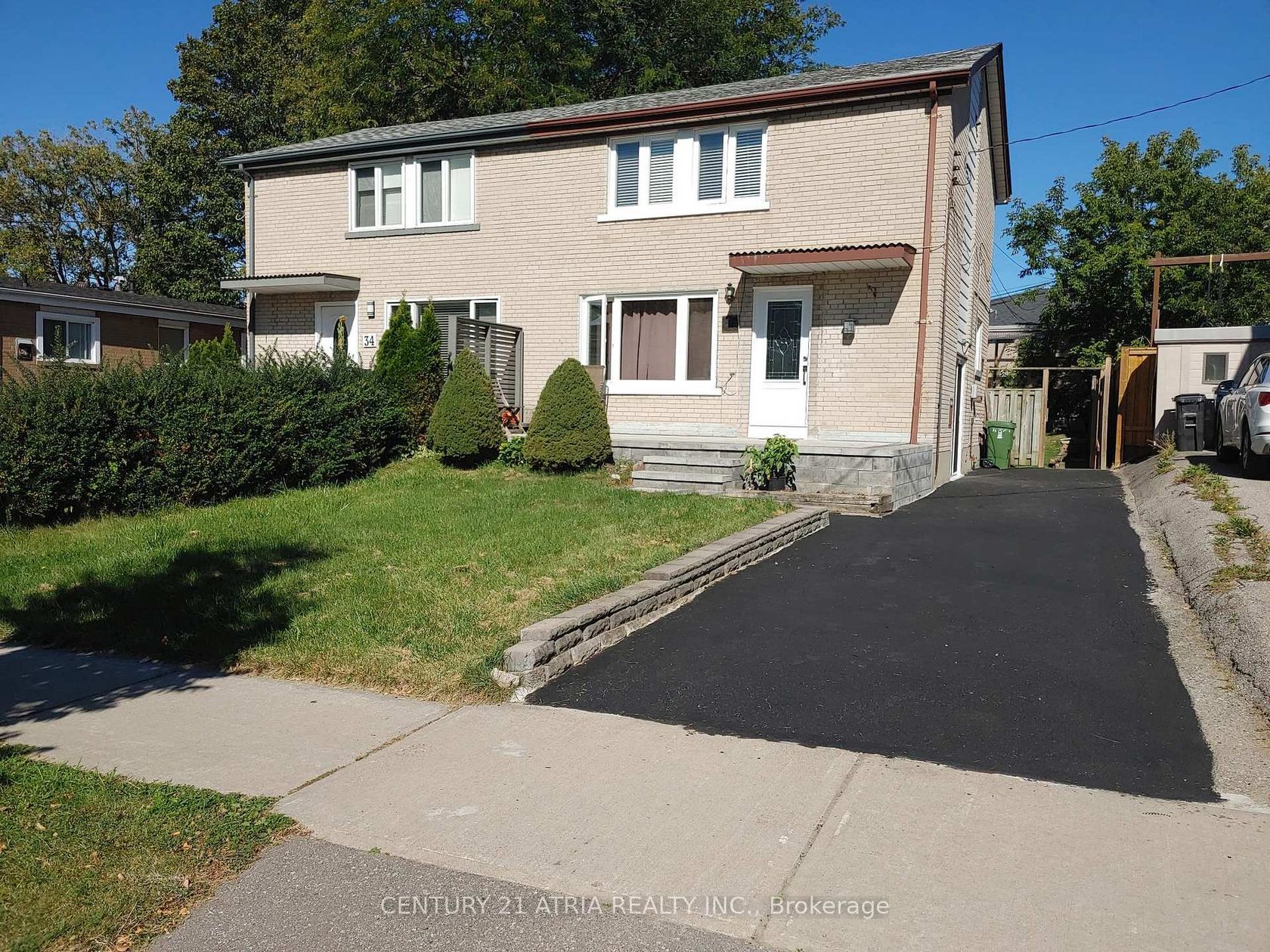 36 Chesapeake Avenue, Birchmount, Toronto 