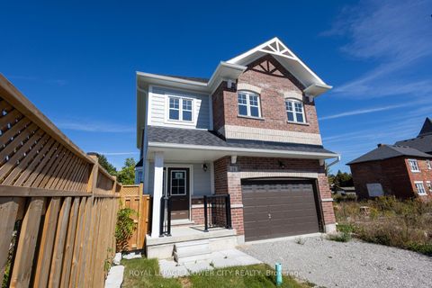 Photo 1 at 16 Ravenscraig Place, Cookstown, Innisfil