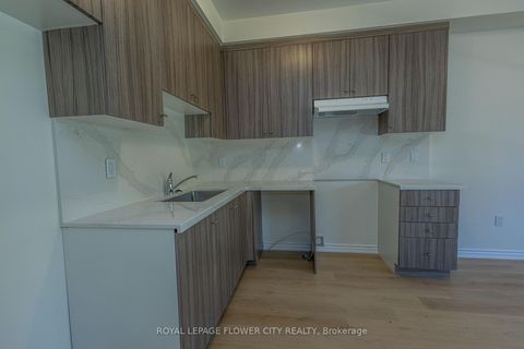 Photo 10 at 16 Ravenscraig Place, Cookstown, Innisfil