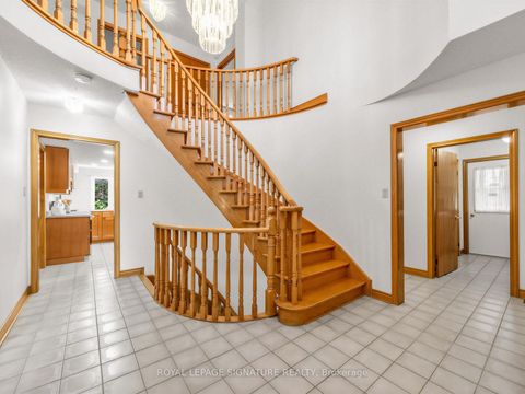 Photo 3 at 30 Invermarge Drive, Centennial Scarborough, Toronto
