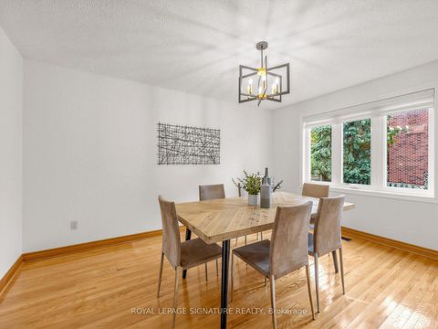 Photo 10 at 30 Invermarge Drive, Centennial Scarborough, Toronto