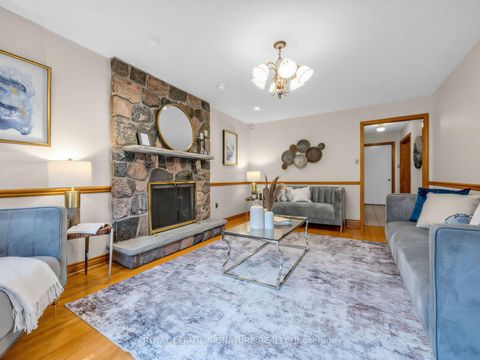Photo 18 at 30 Invermarge Drive, Centennial Scarborough, Toronto