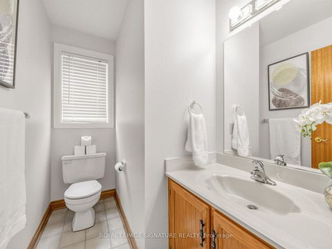 Photo 22 at 30 Invermarge Drive, Centennial Scarborough, Toronto