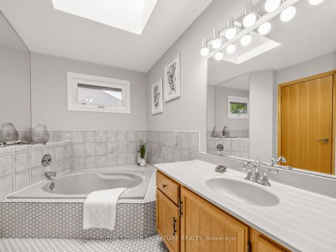 Photo 33 at 30 Invermarge Drive, Centennial Scarborough, Toronto