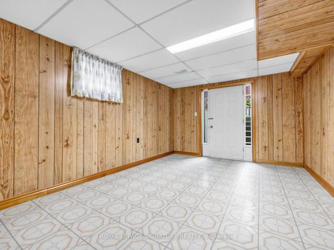 Photo 35 at 30 Invermarge Drive, Centennial Scarborough, Toronto