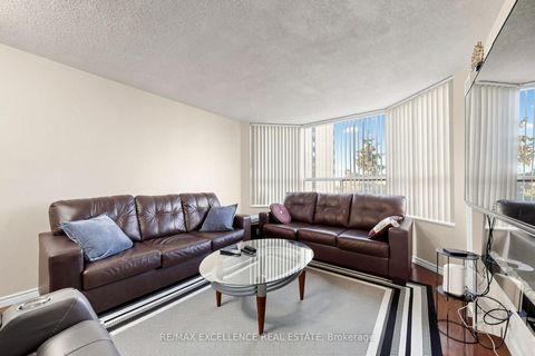 Photo 11 at 524 - 6 Humberline Drive, Clairville, Toronto