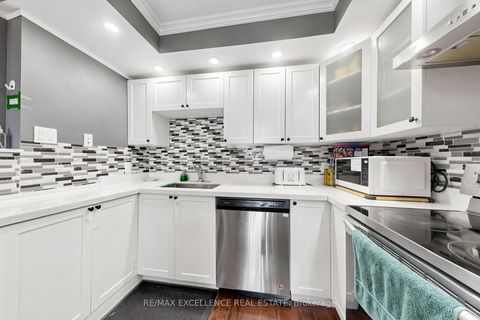 Photo 20 at 524 - 6 Humberline Drive, Clairville, Toronto