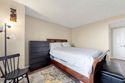 Photo 22 at 524 - 6 Humberline Drive, Clairville, Toronto
