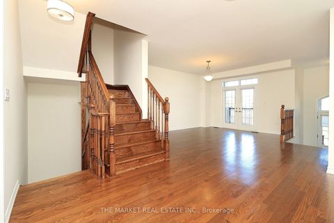 Photo 9 at 13 Father Redmond Way, Alderwood, Toronto