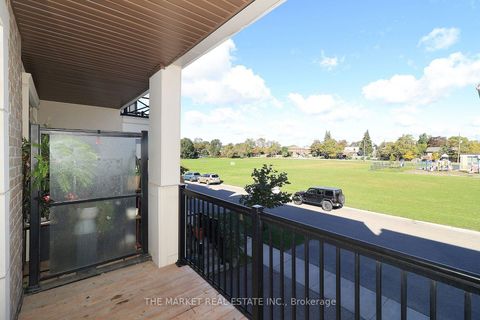 Photo 10 at 13 Father Redmond Way, Alderwood, Toronto