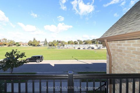 Photo 11 at 13 Father Redmond Way, Alderwood, Toronto