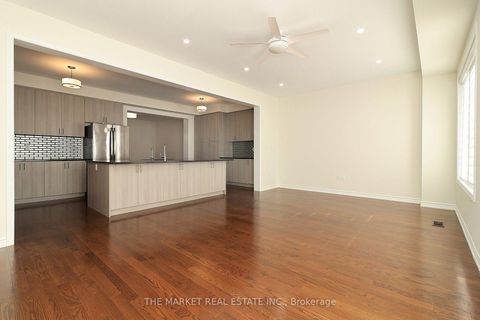 Photo 18 at 13 Father Redmond Way, Alderwood, Toronto