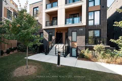 Photo 2 at 3 - 170 Clonmore Avenue, Cliffside, Toronto