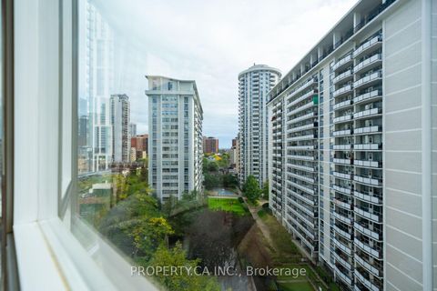 Photo 20 at 1001 - 25 Maitland Street W, Yonge Corridor, Toronto
