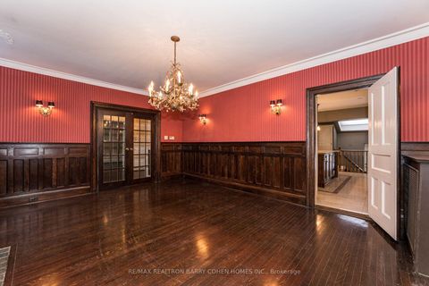 Photo 5 at 28 Dunvegan Road, Casa Loma, Toronto