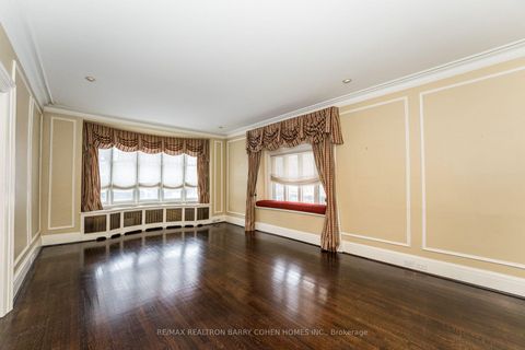 Photo 7 at 28 Dunvegan Road, Casa Loma, Toronto