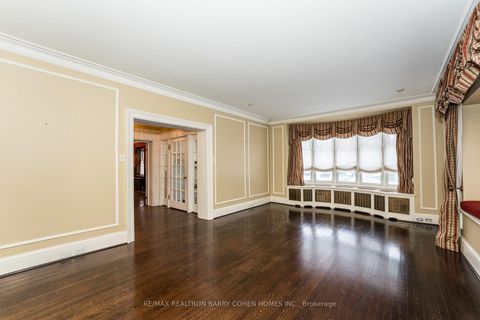 Photo 8 at 28 Dunvegan Road, Casa Loma, Toronto