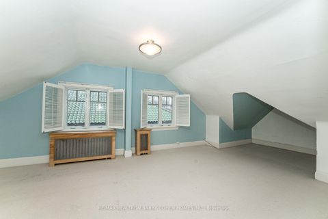 Photo 31 at 28 Dunvegan Road, Casa Loma, Toronto