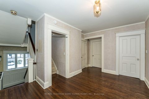 Photo 32 at 28 Dunvegan Road, Casa Loma, Toronto