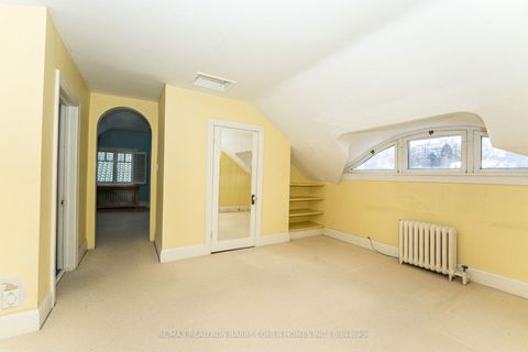 Photo 36 at 28 Dunvegan Road, Casa Loma, Toronto