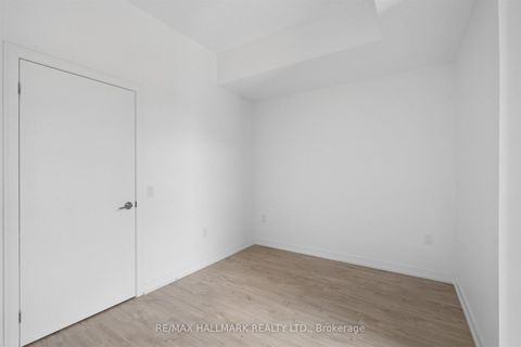 Photo 16 at 7 - 178 Clonmore Avenue, Cliffside, Toronto