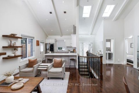 Photo 11 at 4653 Dundas Street W, Kingsway South, Toronto