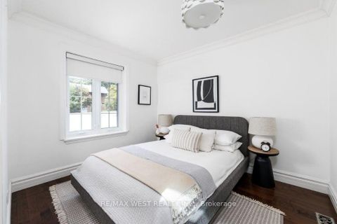 Photo 17 at 4653 Dundas Street W, Kingsway South, Toronto
