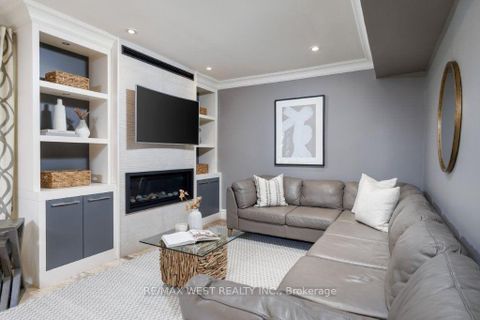 Photo 23 at 4653 Dundas Street W, Kingsway South, Toronto