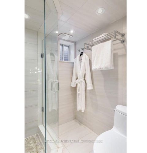 Photo 28 at 4653 Dundas Street W, Kingsway South, Toronto