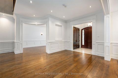 Photo 2 at 191 Edenbridge Drive, Humber Valley, Toronto