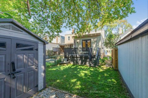 Photo 33 at 703 Mortimer Avenue, East York, Toronto